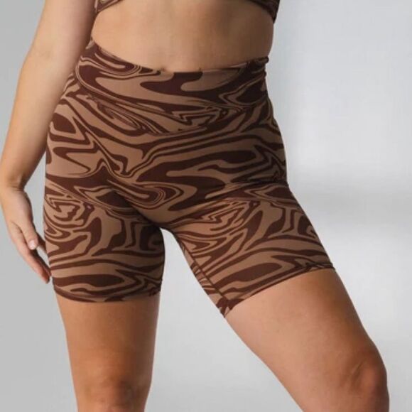 Balance Athletica Womens M Storm Rider Biker Shorts Brown Swirl Cloud Fitted NWT - Picture 8 of 8